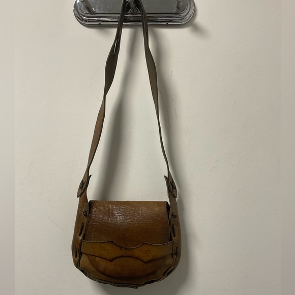 Gorgeously Real Earthy Handmade Thick Leather Weave Strap With Stamp Decor Bag! - Picture 16 of 16